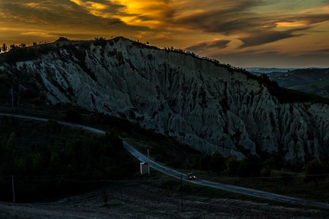 Agriturismo Terra Dei Falchi Castilenti Kültér fotó